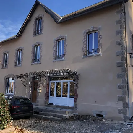 L'hote Des Voyageurs En Pays Limousin 1 בית אירוח