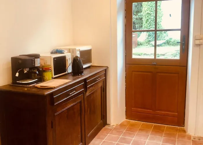 L'hote Des Voyageurs En Pays Limousin 1